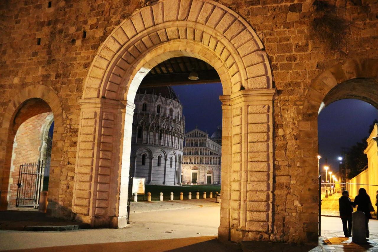 Hotel Pisa Tower Esterno foto